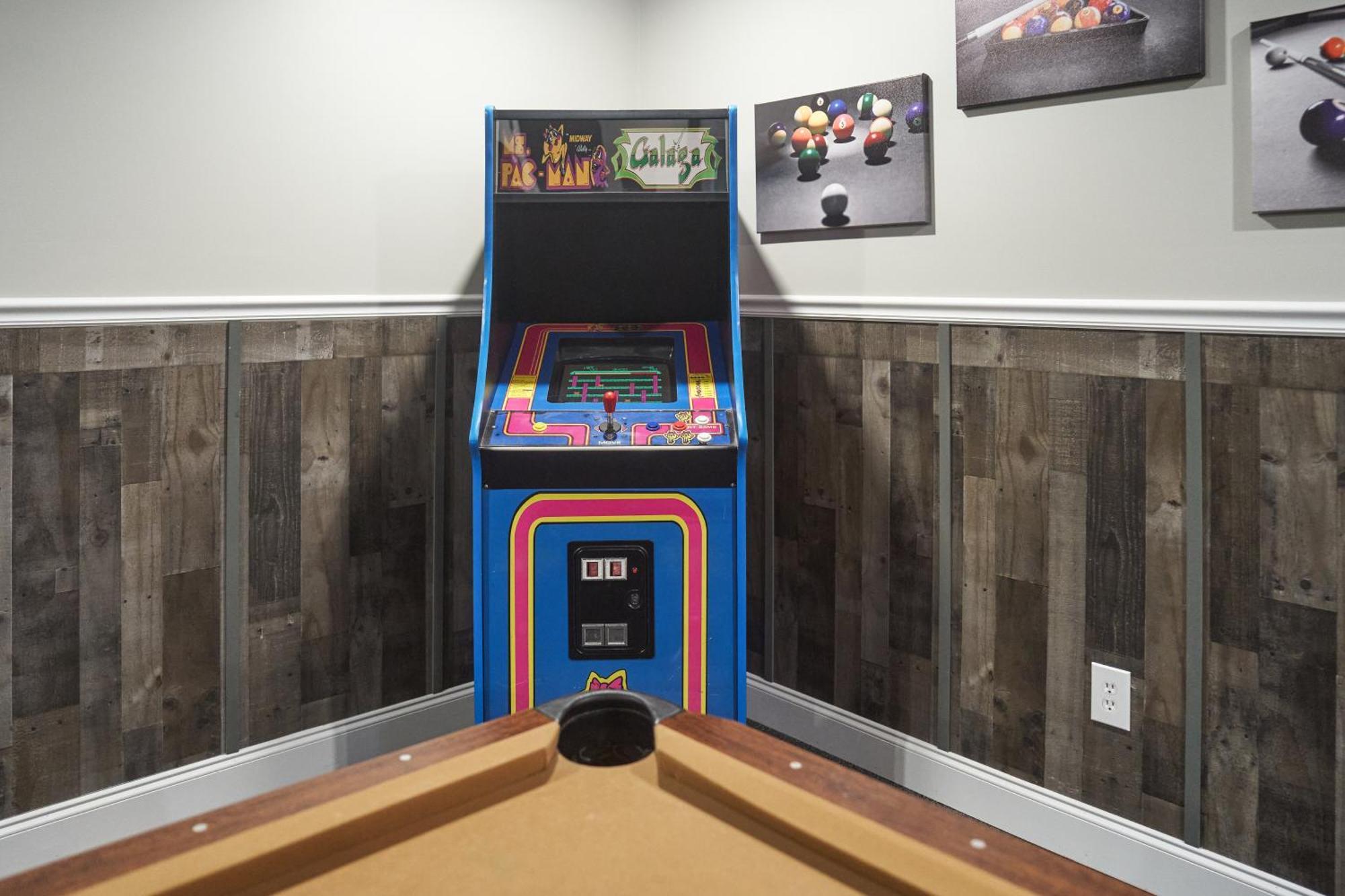 Entertainment Galore! Luxurious Property, Spectacular & Peaceful Setting, Great Location, Close To Major Attractions!! Pigeon Forge Dış mekan fotoğraf